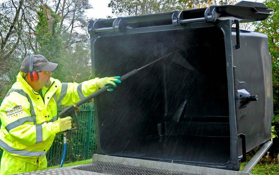 Wheelie Bin Cleaning-I